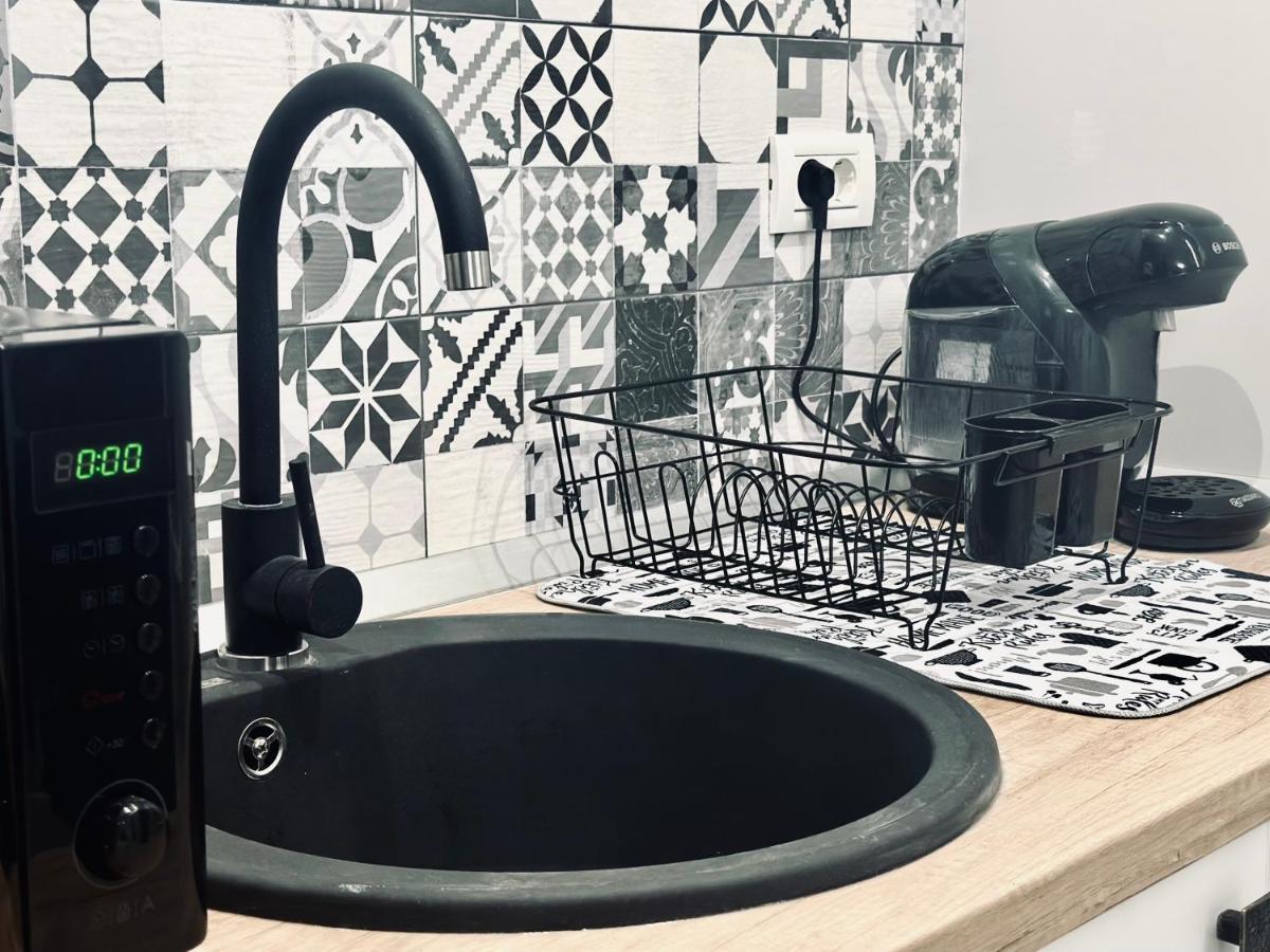 Stay Inn Central Brasov Ap 4 Zewnętrze zdjęcie