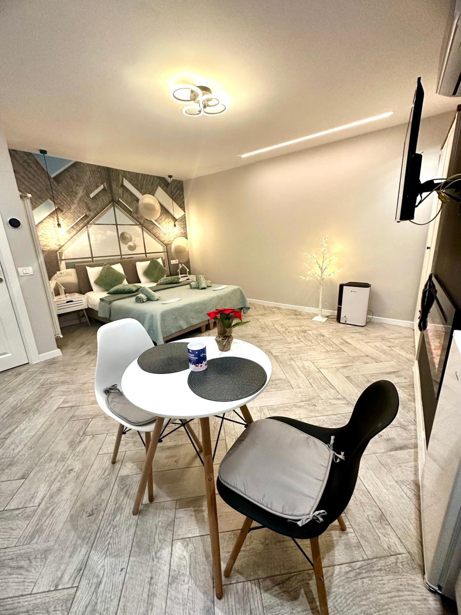 Stay Inn Central Brasov Ap 4 Zewnętrze zdjęcie